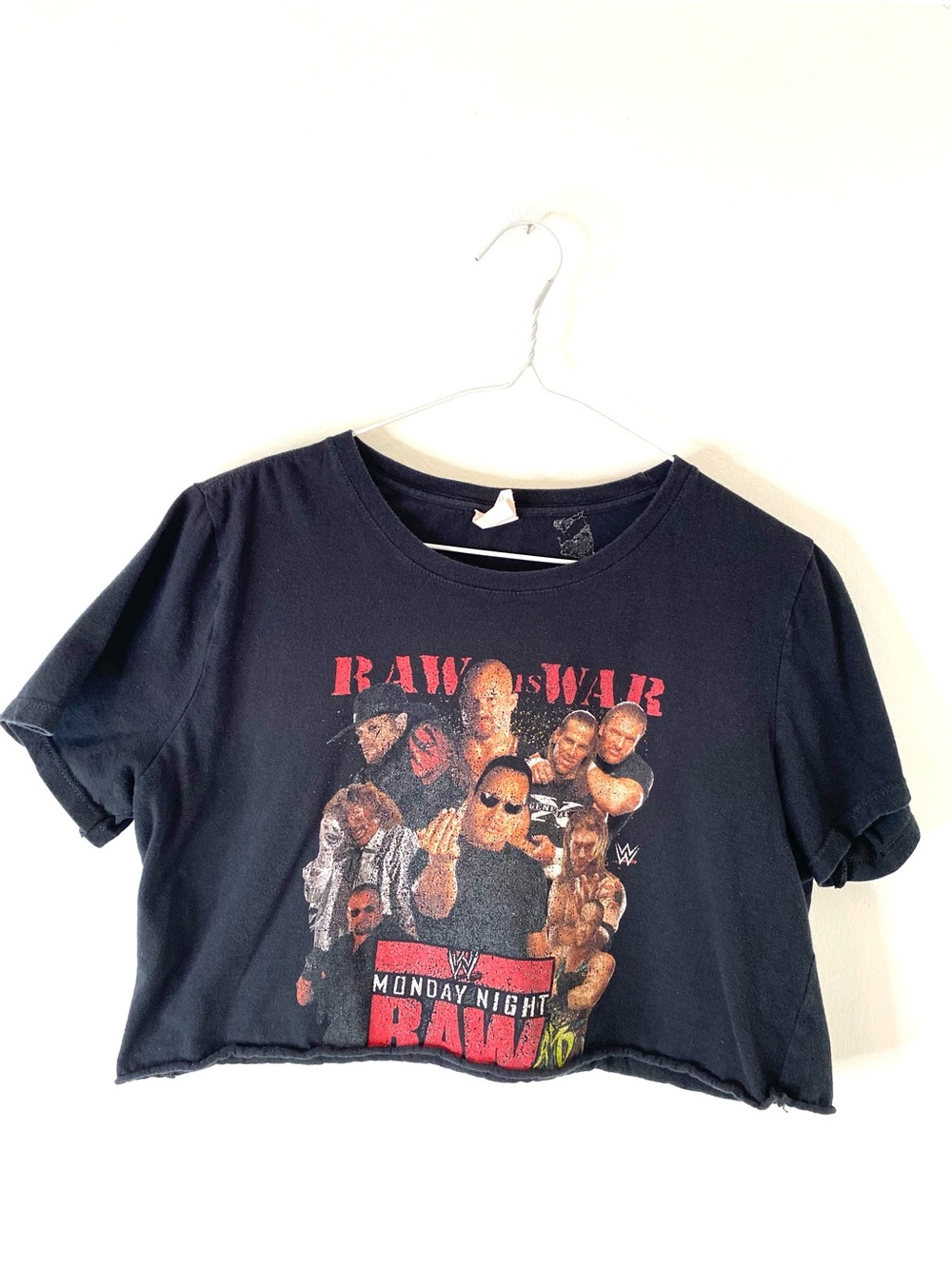 WWE Monday Night Raw Wrestling Black Cropped Graphic Tee Y2K The Rock